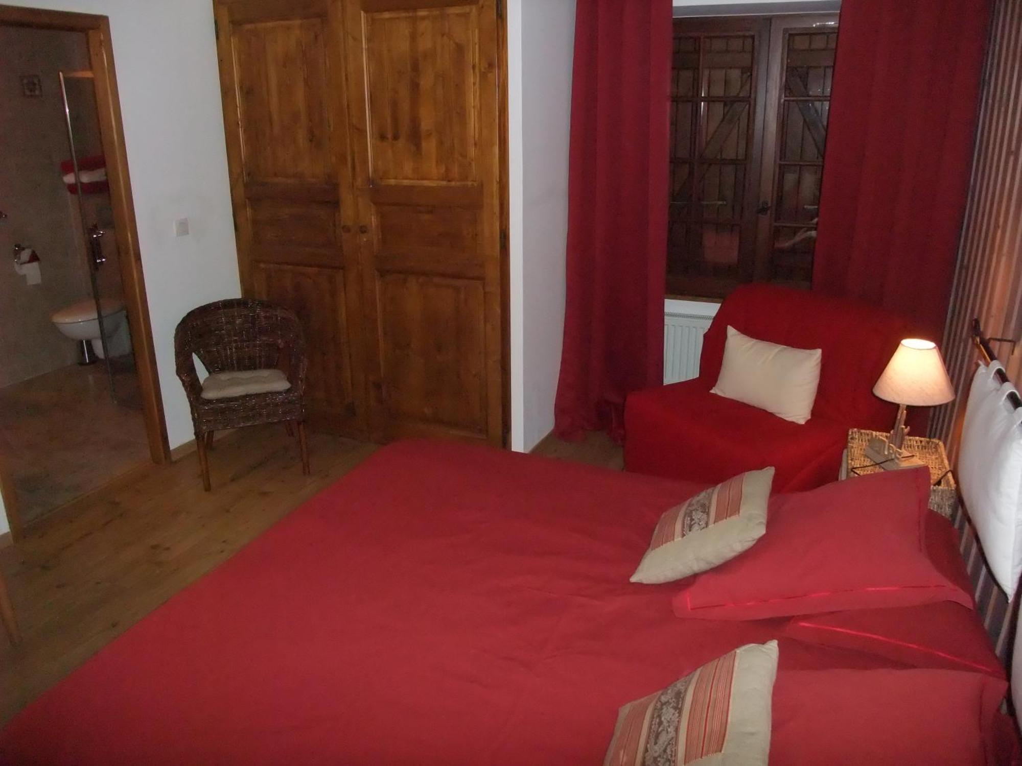 Le Domaine Du Grand Cellier Chambres D'Hotes En Savoie Tournon-sur-Rhône Rom bilde